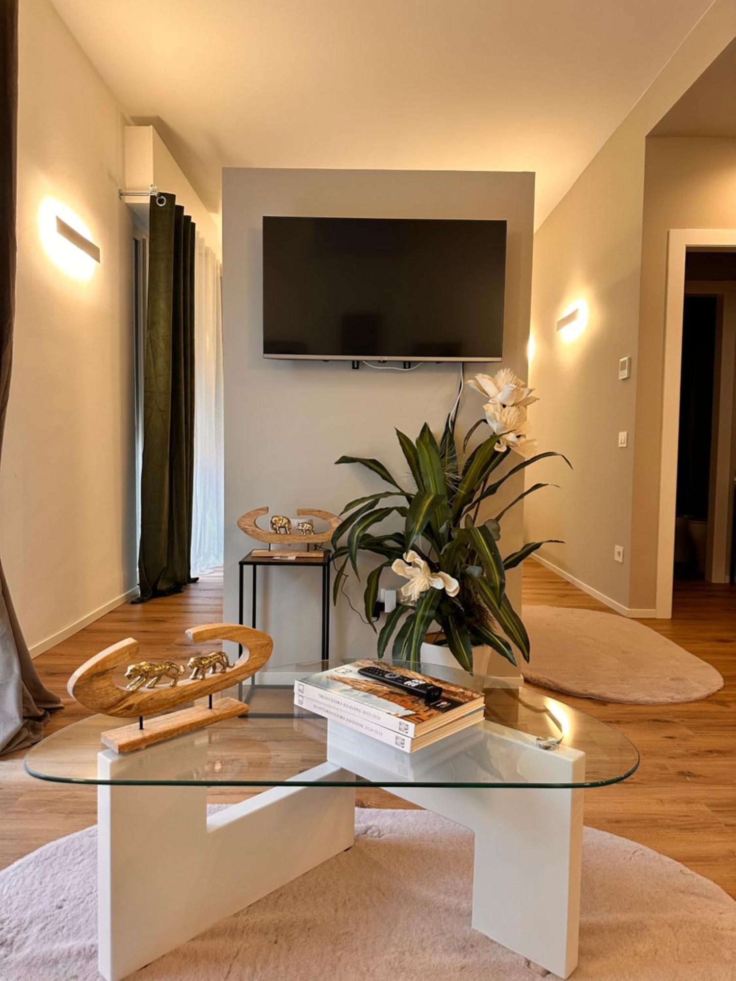 Giada Lux Verona Exterior foto